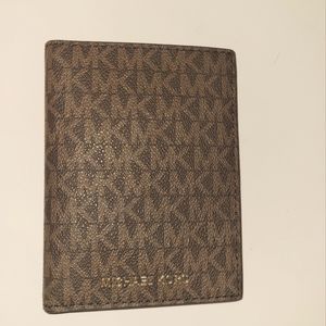 Michael Kors Passport Wallet Brown/Black